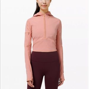 LULULEMON 1/2 trail crop hoodie